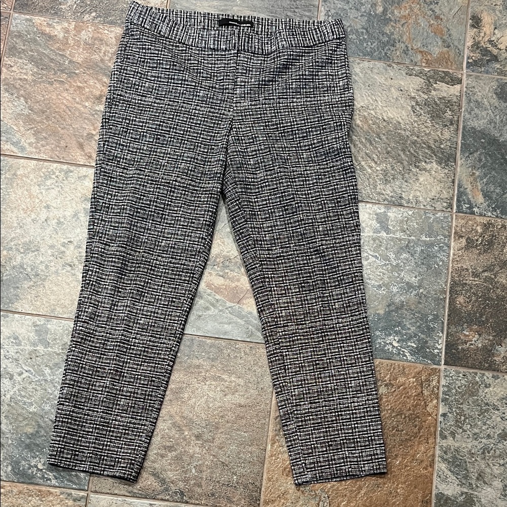 Amanda & Chelsea Women's Black and White Checkered Dress Pants